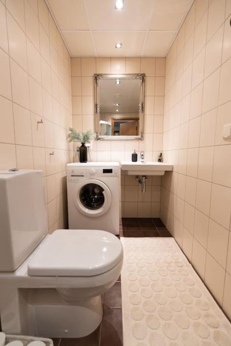 Modern & Cozy Place In The Very Heart Of Tallinn Ngoại thất bức ảnh