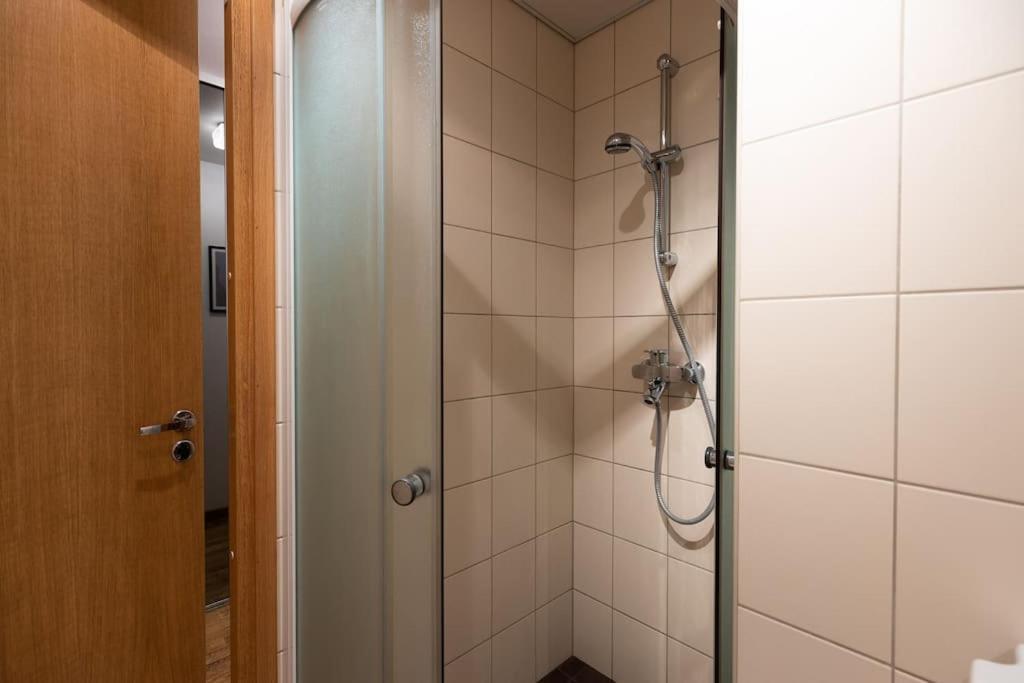Modern & Cozy Place In The Very Heart Of Tallinn Ngoại thất bức ảnh