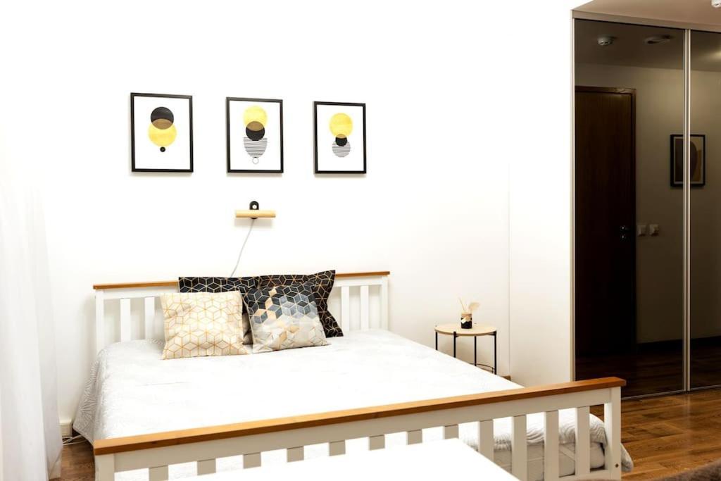 Modern & Cozy Place In The Very Heart Of Tallinn Ngoại thất bức ảnh